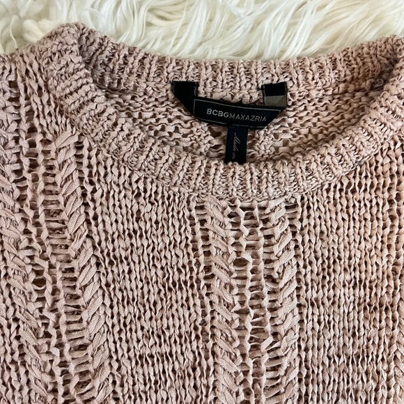 BCBG Maxazria Pink sweater with a boho touch - Picture 3 of 5